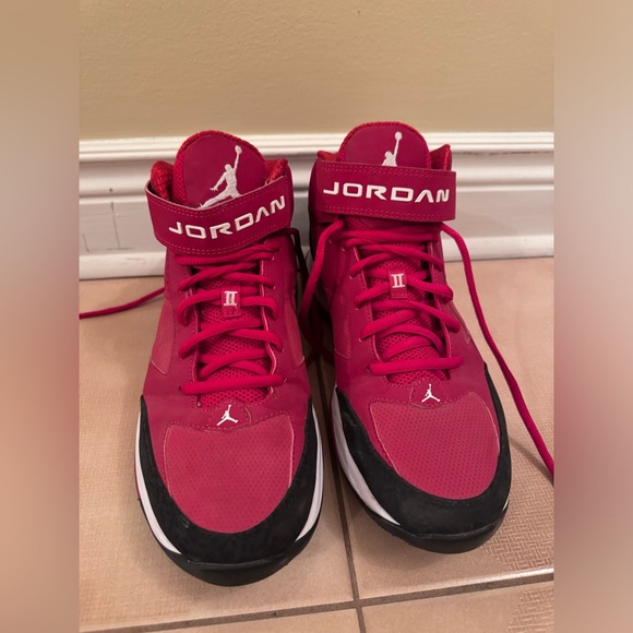 Nike Jordan - Picture 2 of 4